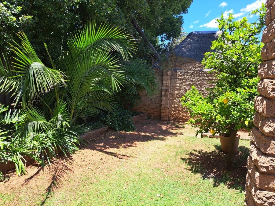 3 Bedroom Property for Sale in Constantia Kloof Gauteng