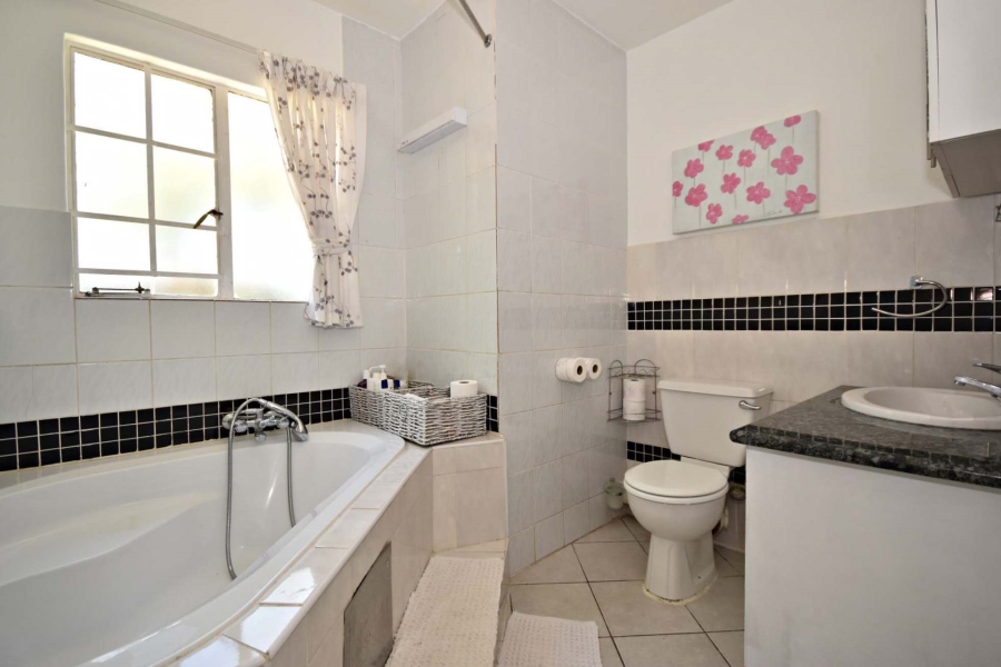 2 Bedroom Property for Sale in Boskruin Gauteng