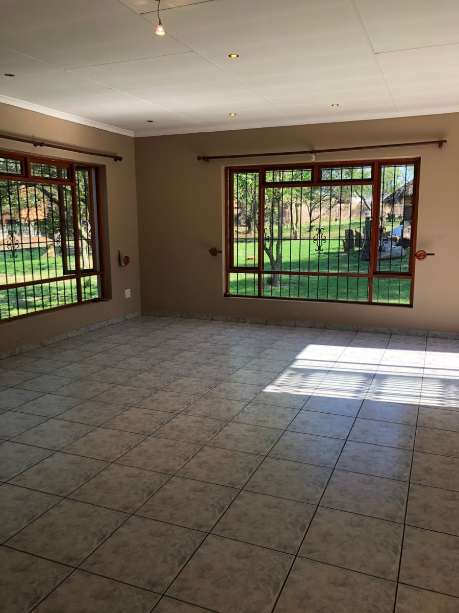 To Let 5 Bedroom Property for Rent in President Park Gauteng