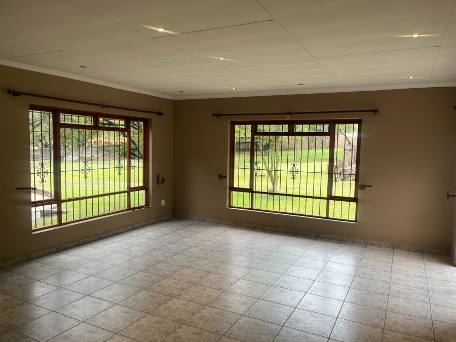 To Let 5 Bedroom Property for Rent in President Park Gauteng