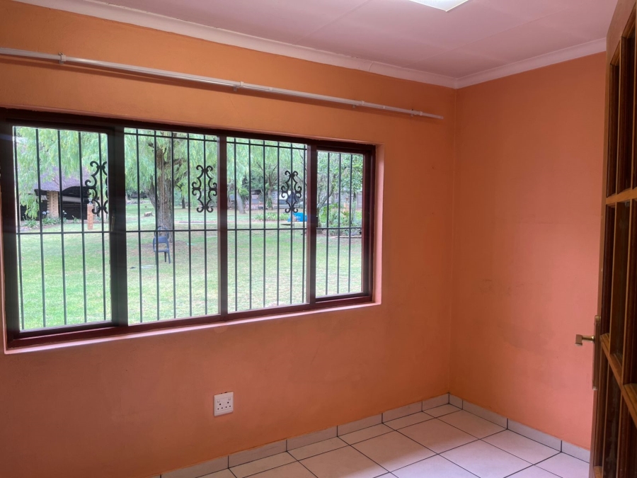 To Let 5 Bedroom Property for Rent in President Park Gauteng