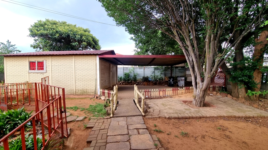 5 Bedroom Property for Sale in Primrose Gauteng