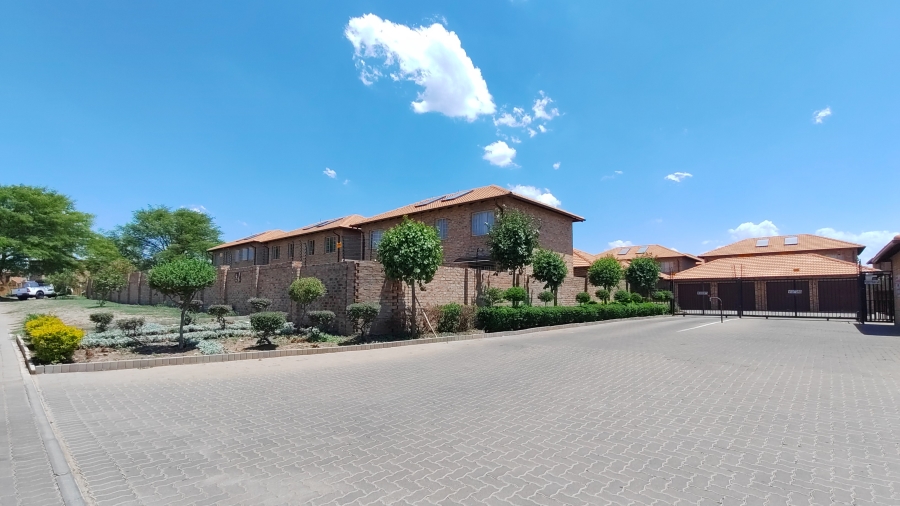 3 Bedroom Property for Sale in Annlin Gauteng