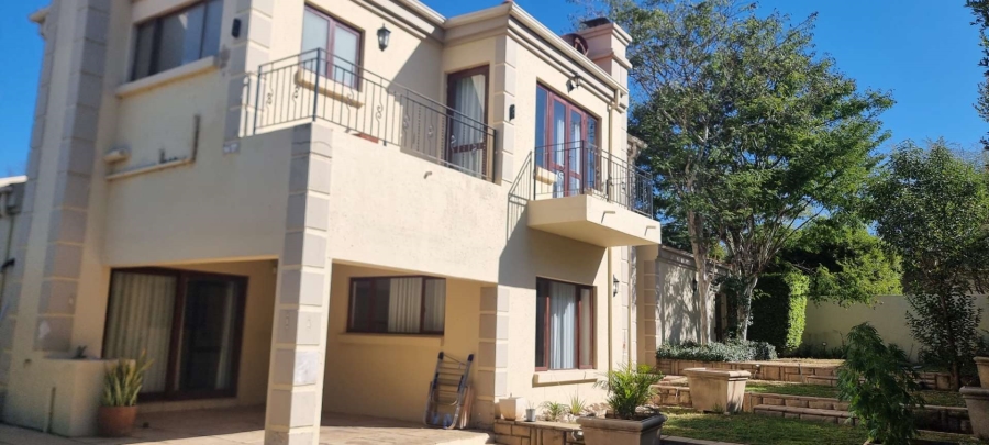 3 Bedroom Property for Sale in Broadacres Gauteng