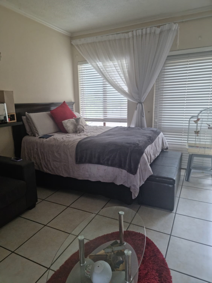 To Let 0 Bedroom Property for Rent in Lonehill Gauteng