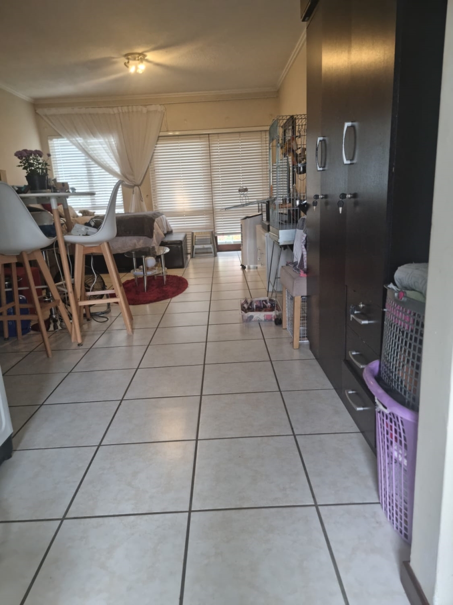 To Let 0 Bedroom Property for Rent in Lonehill Gauteng