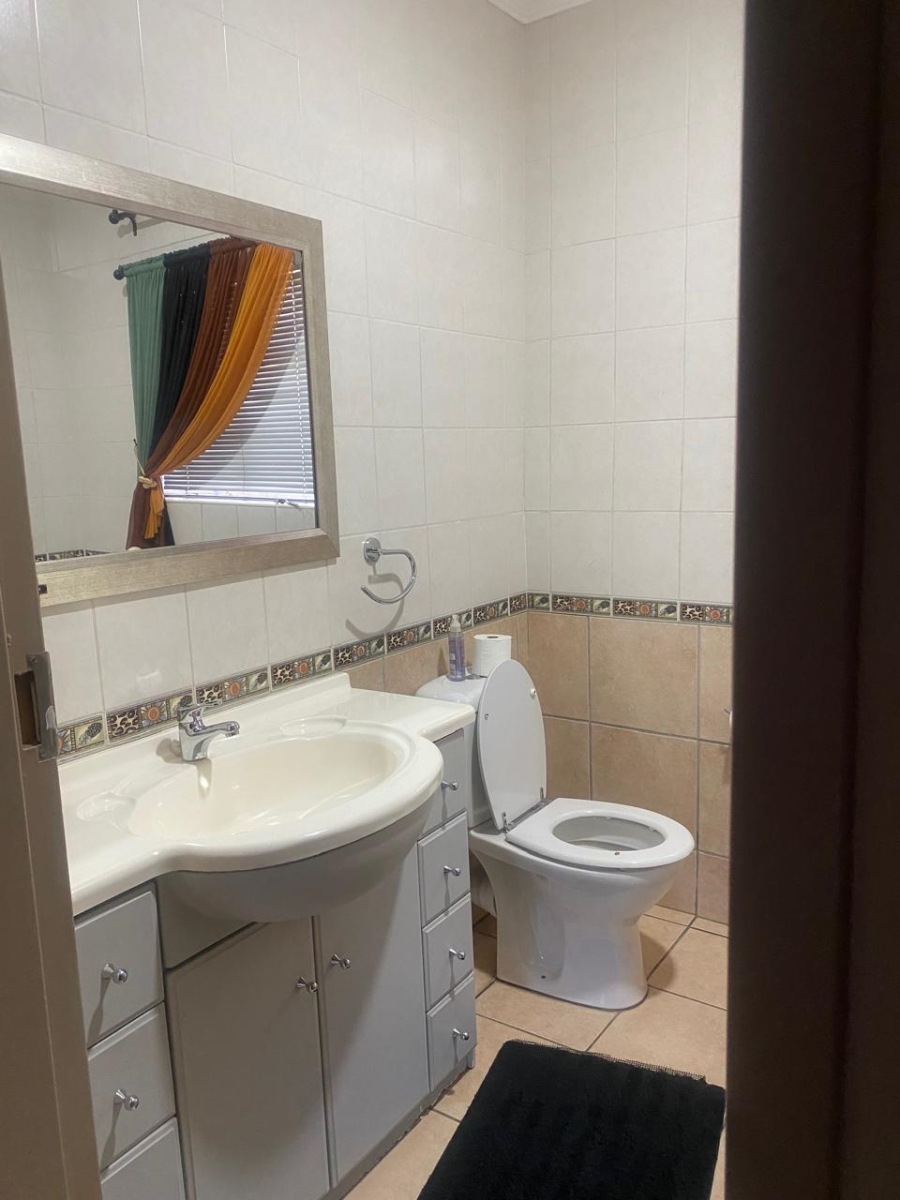 To Let 4 Bedroom Property for Rent in Birchleigh Gauteng