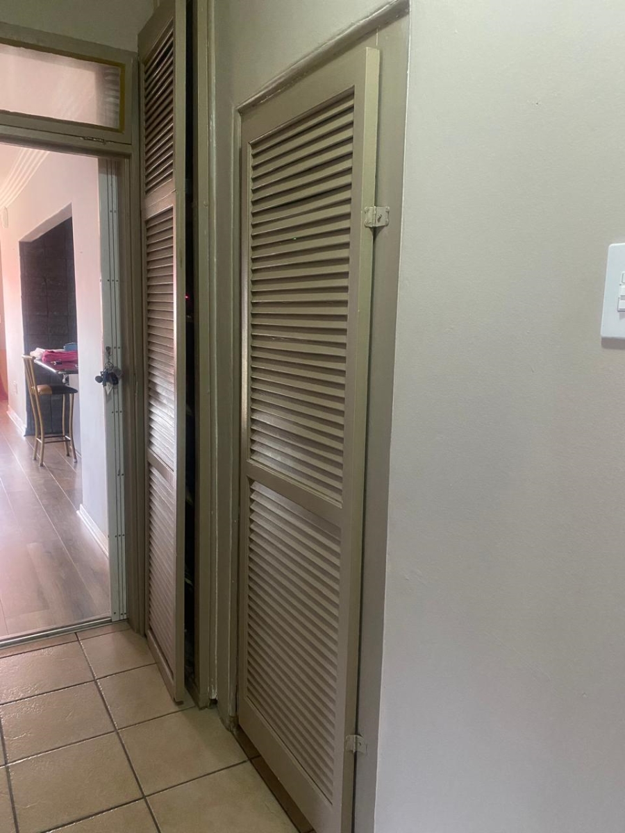 To Let 4 Bedroom Property for Rent in Birchleigh Gauteng