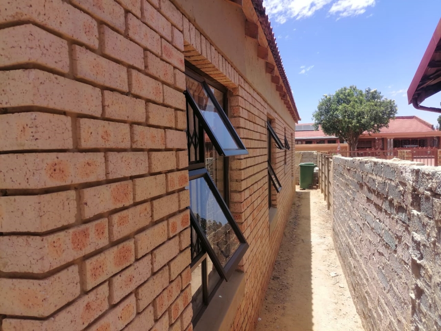 3 Bedroom Property for Sale in Sebokeng Zone 11 Gauteng