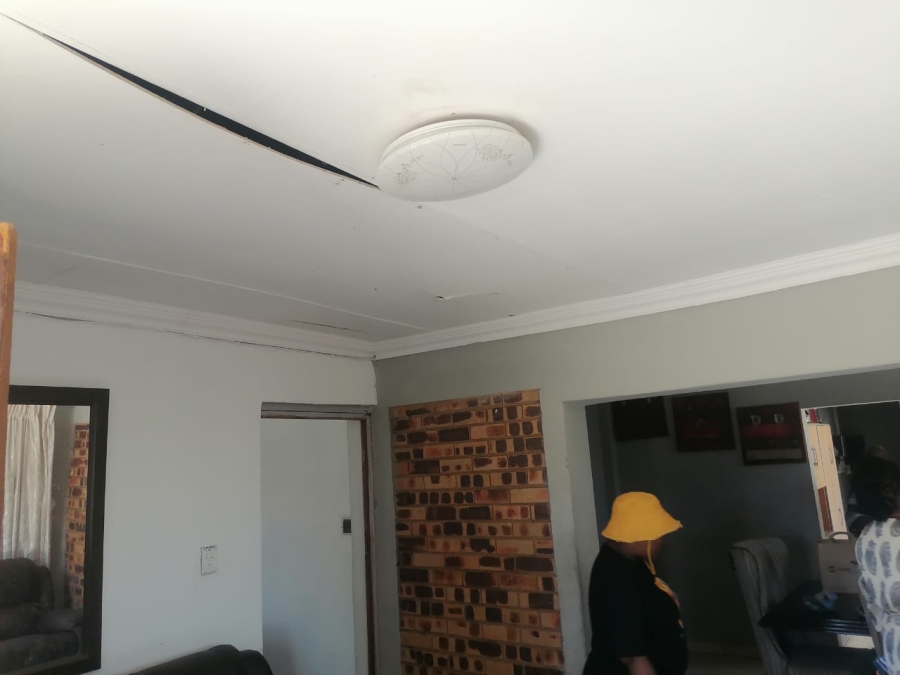 3 Bedroom Property for Sale in Sebokeng Zone 11 Gauteng