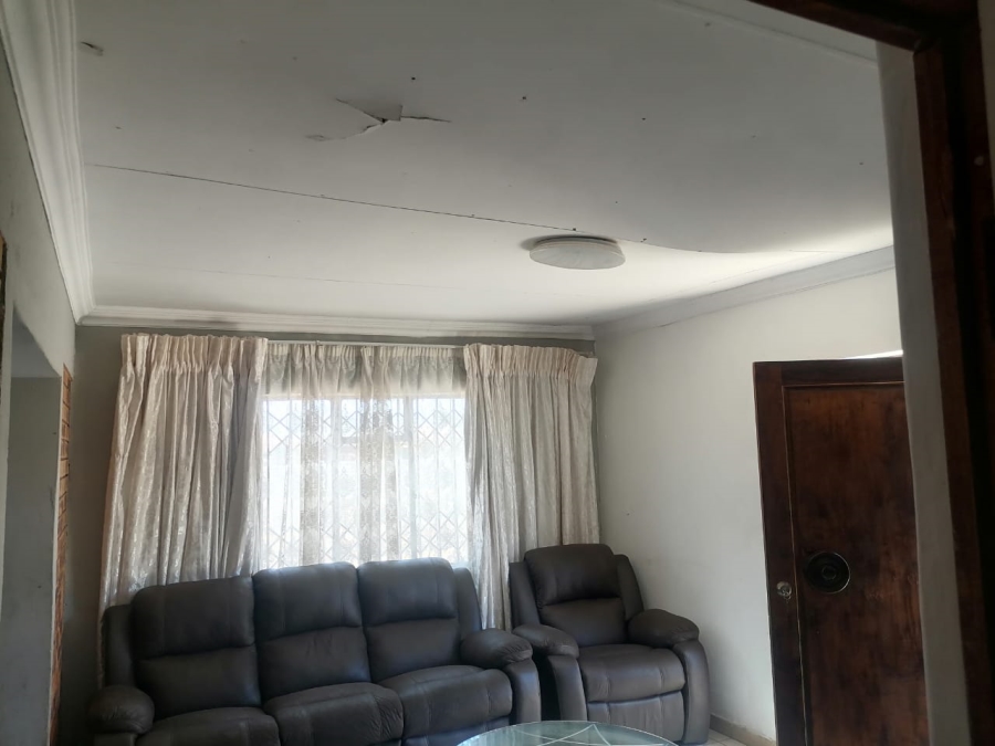 3 Bedroom Property for Sale in Sebokeng Zone 11 Gauteng