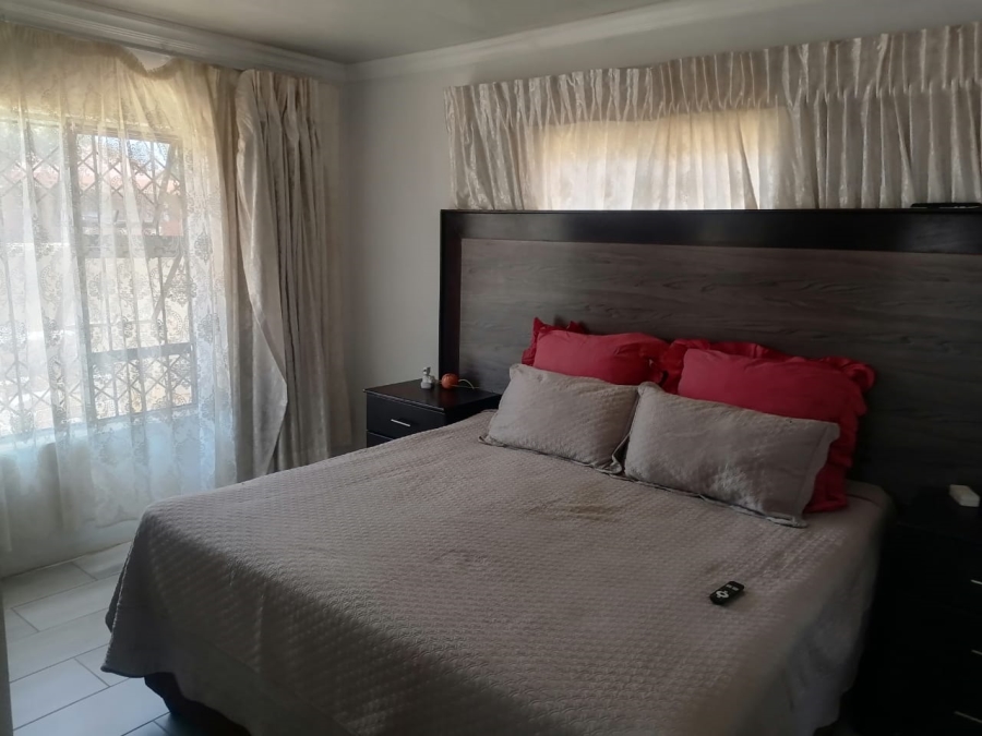 3 Bedroom Property for Sale in Sebokeng Zone 11 Gauteng