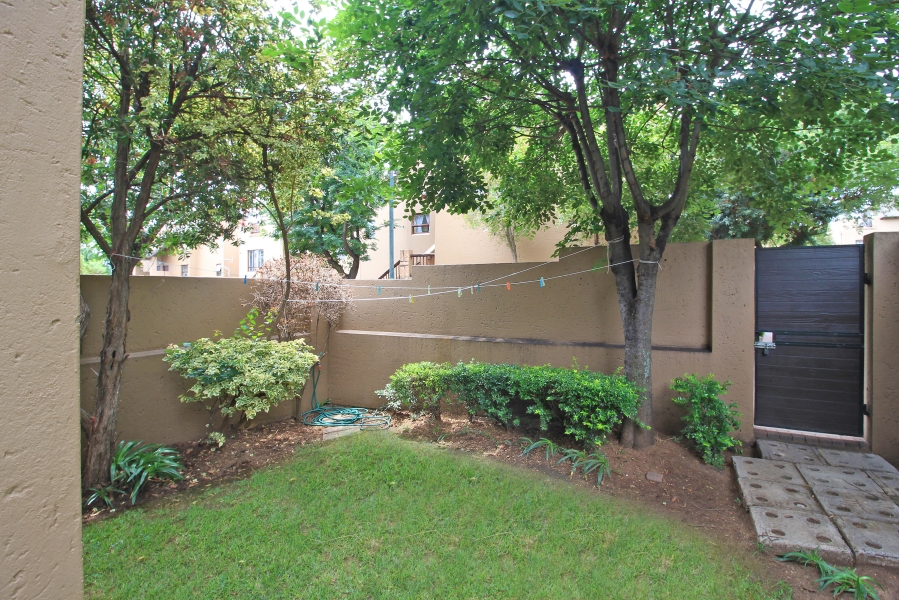 1 Bedroom Property for Sale in Sunninghill Gauteng