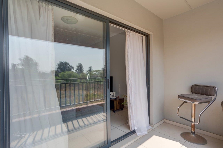 2 Bedroom Property for Sale in Erand Gardens Gauteng