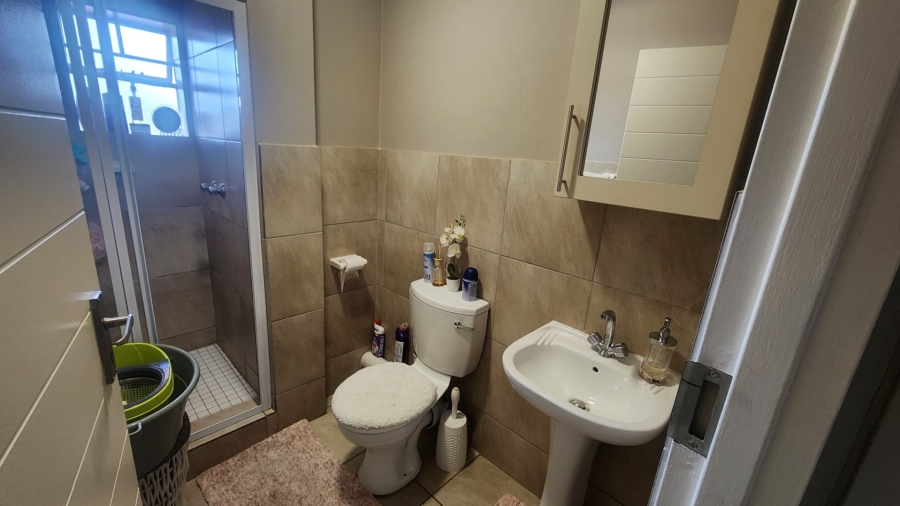 1 Bedroom Property for Sale in Annlin Gauteng