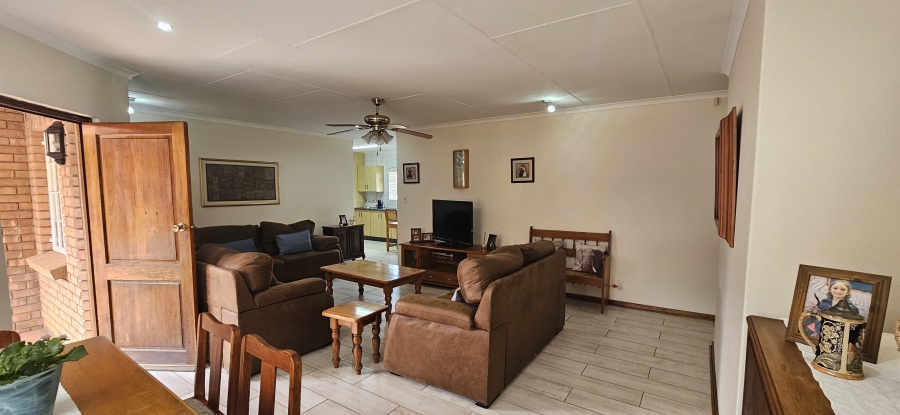 3 Bedroom Property for Sale in New Redruth Gauteng