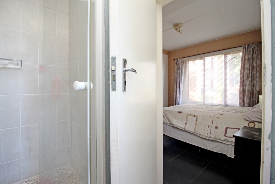 2 Bedroom Property for Sale in Bromhof Gauteng