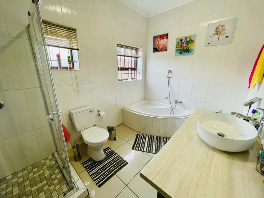 2 Bedroom Property for Sale in Chrisville Gauteng