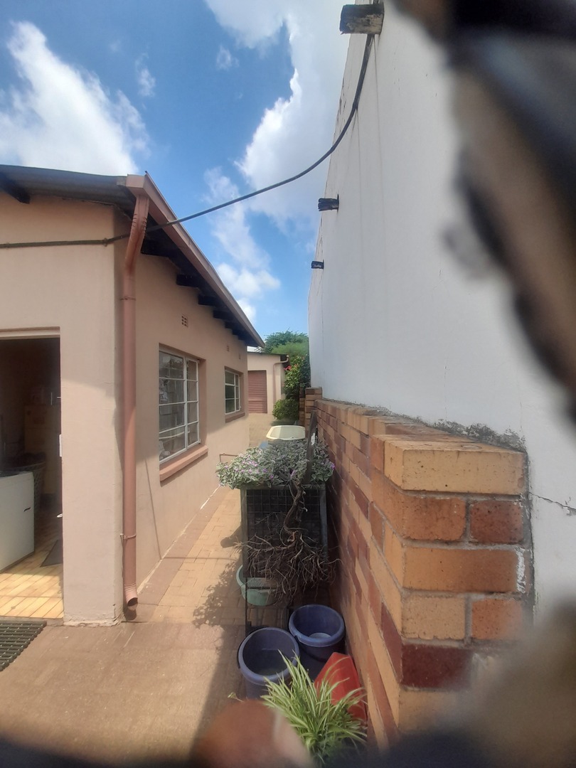 3 Bedroom Property for Sale in Regents Park Gauteng