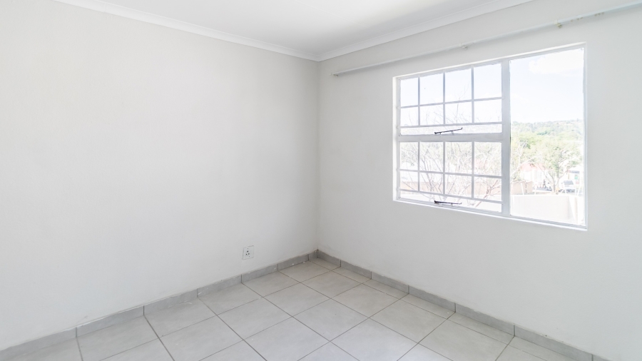 2 Bedroom Property for Sale in Vorna Valley Gauteng