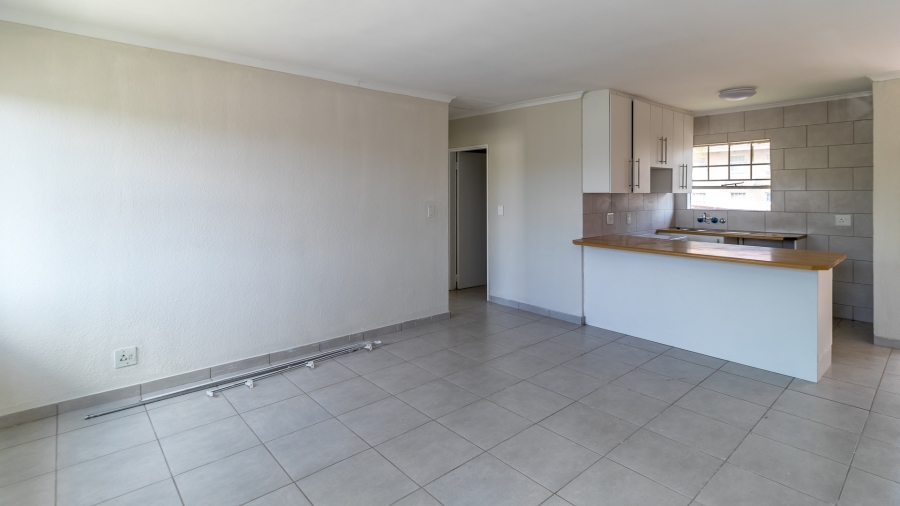 2 Bedroom Property for Sale in Vorna Valley Gauteng