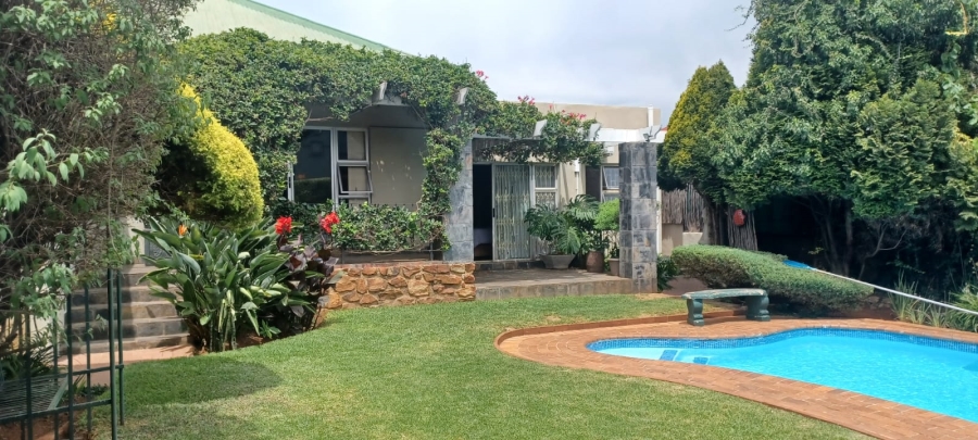 3 Bedroom Property for Sale in South Kensington Gauteng