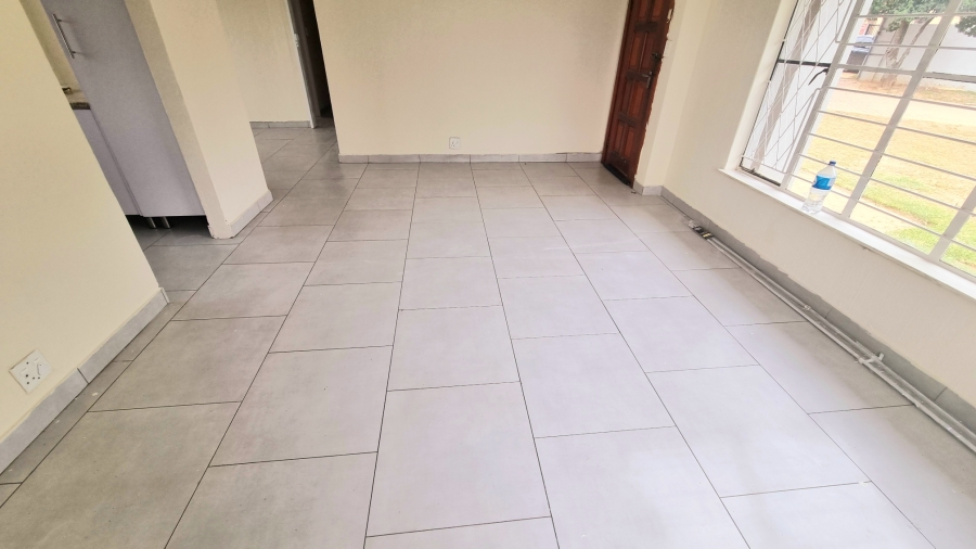 To Let 3 Bedroom Property for Rent in Noordwyk Gauteng