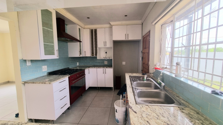 To Let 3 Bedroom Property for Rent in Noordwyk Gauteng