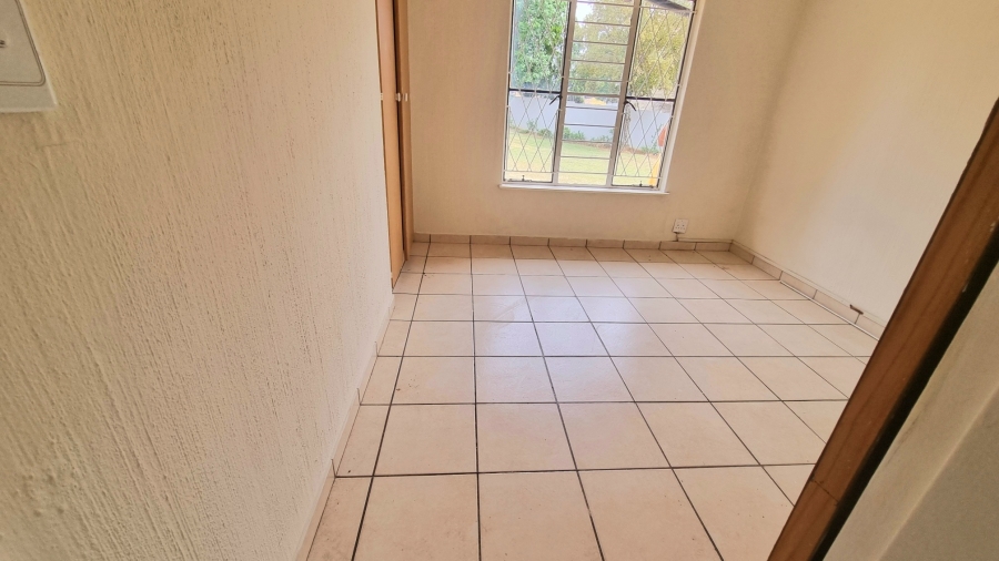 To Let 3 Bedroom Property for Rent in Noordwyk Gauteng