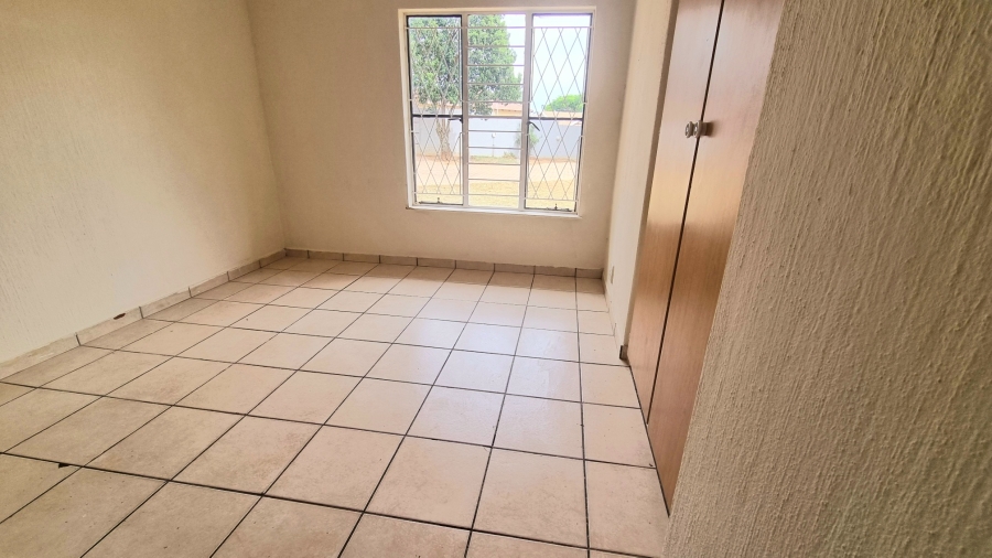 To Let 3 Bedroom Property for Rent in Noordwyk Gauteng