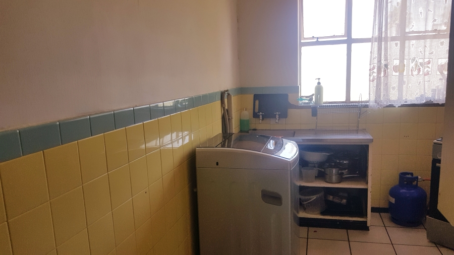 To Let 2 Bedroom Property for Rent in Florida Park Gauteng