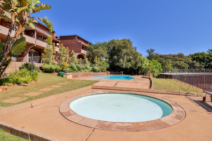 To Let 2 Bedroom Property for Rent in Queenswood Gauteng