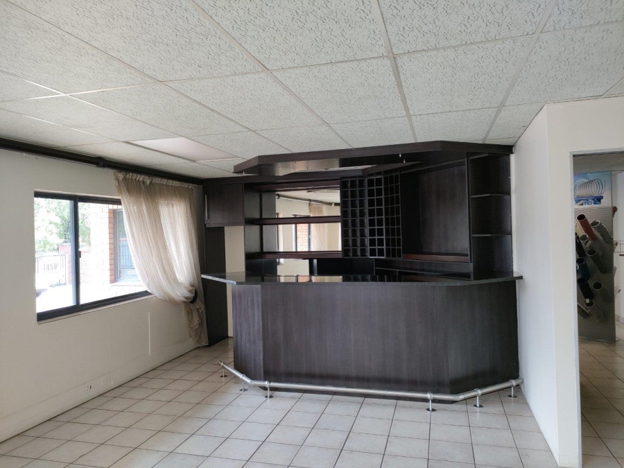 To Let commercial Property for Rent in North Riding Gauteng