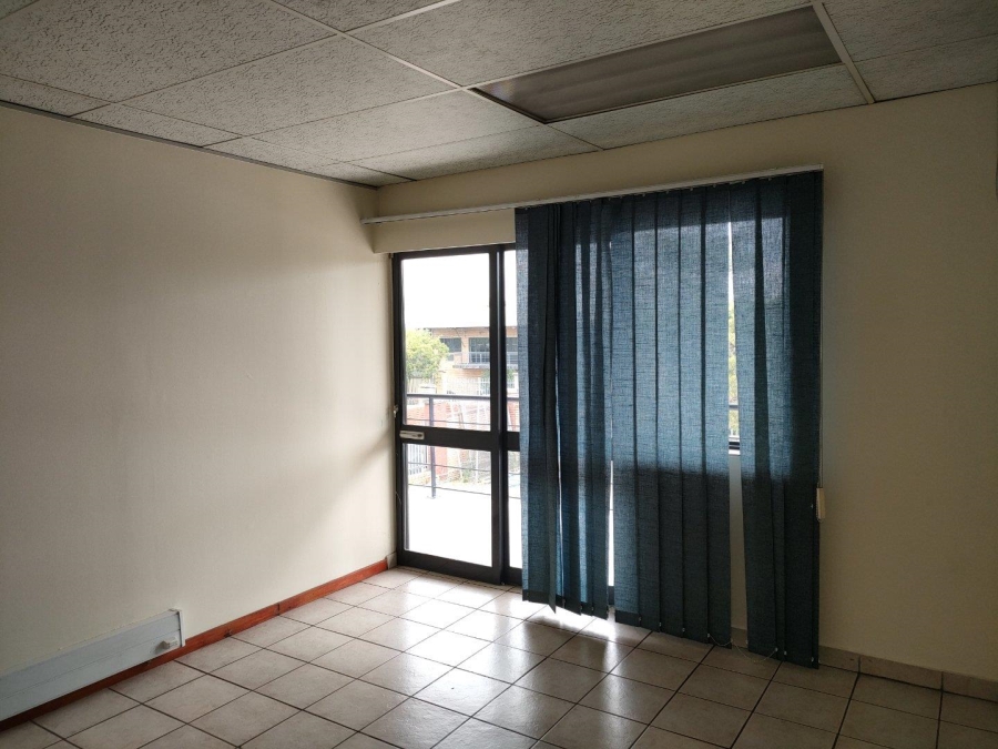 To Let commercial Property for Rent in North Riding Gauteng