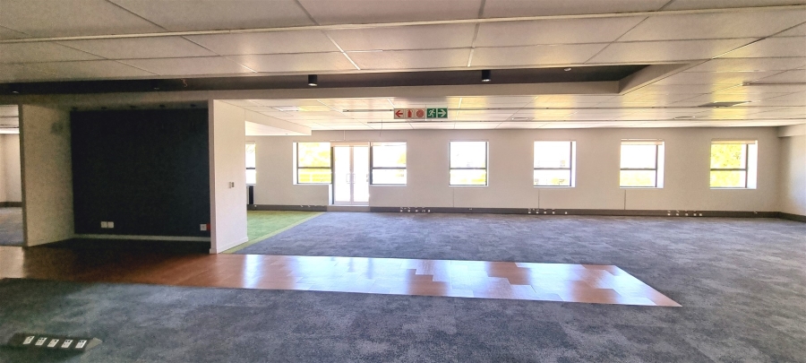 To Let commercial Property for Rent in Woodmead Gauteng