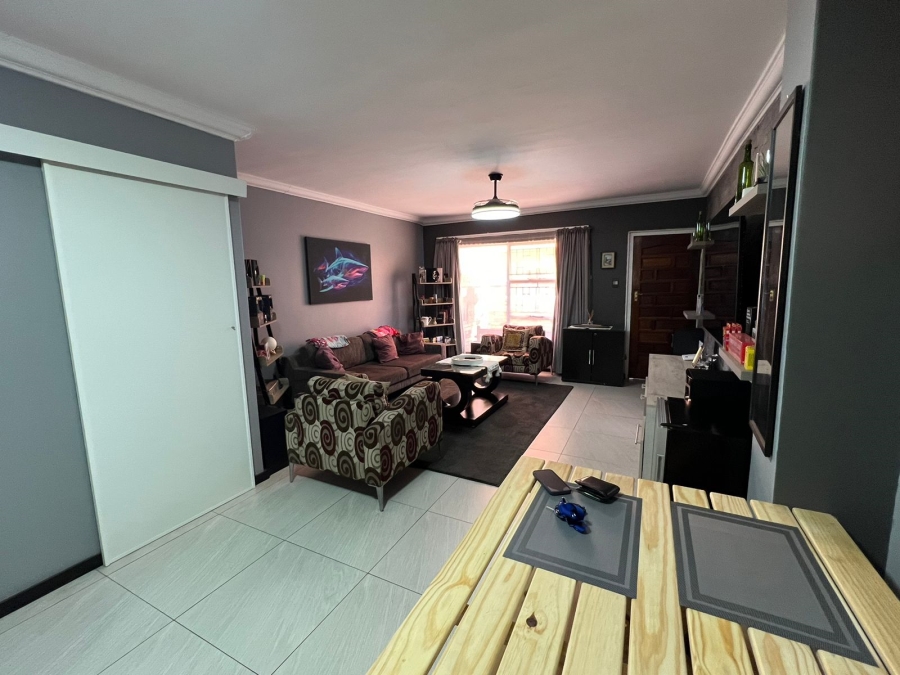 2 Bedroom Property for Sale in New Redruth Gauteng