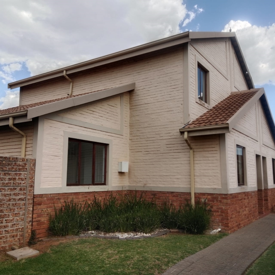 To Let 3 Bedroom Property for Rent in Carlswald Gauteng