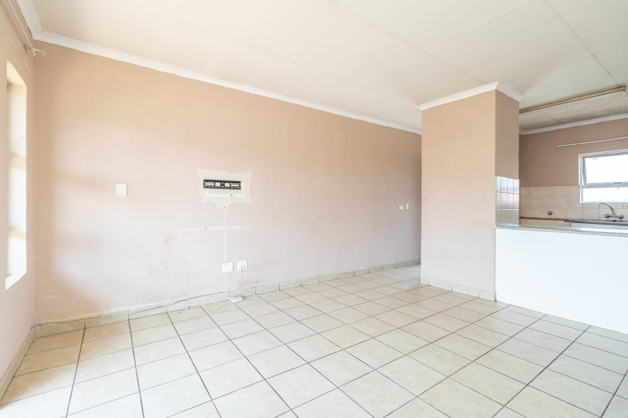 2 Bedroom Property for Sale in Birchleigh Gauteng