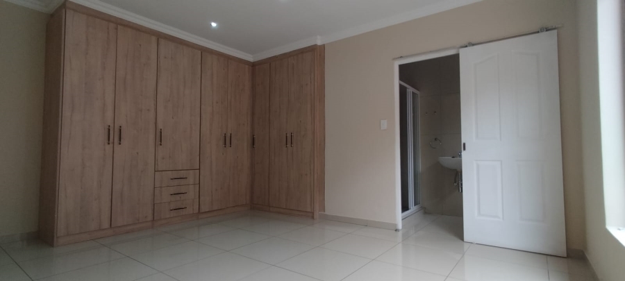 To Let 3 Bedroom Property for Rent in Silver Stone Country Estate Gauteng