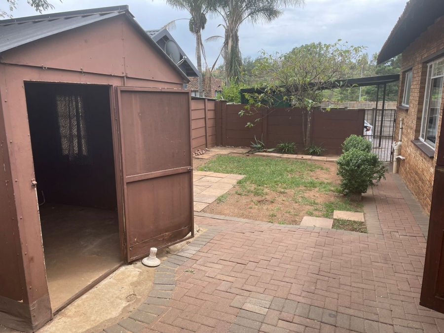 3 Bedroom Property for Sale in Noordheuwel Gauteng