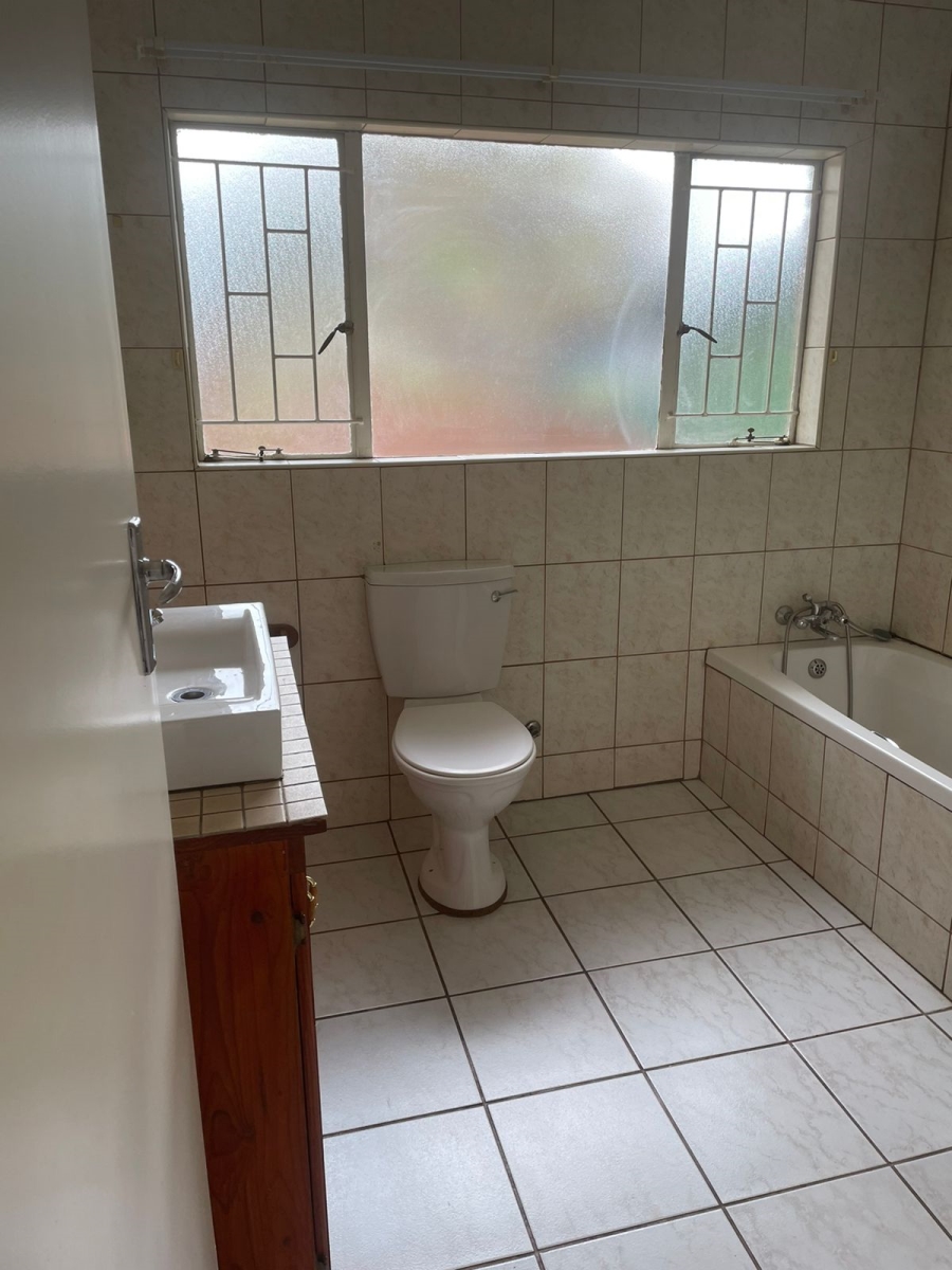 3 Bedroom Property for Sale in Noordheuwel Gauteng