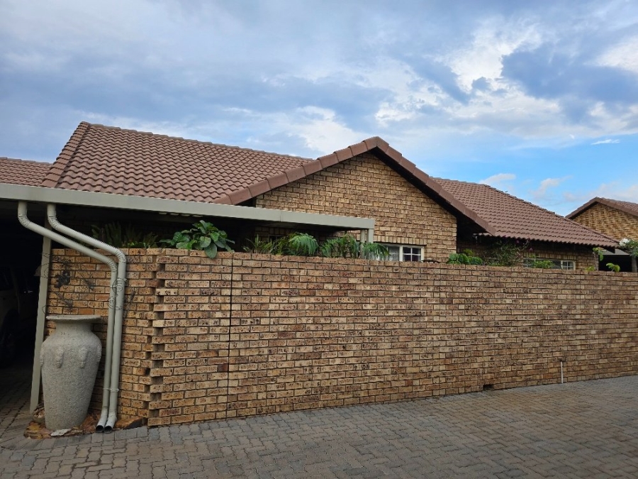 3 Bedroom Property for Sale in Montana Gauteng