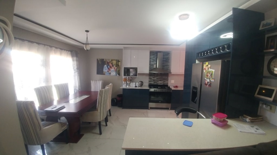 3 Bedroom Property for Sale in Amandasig Gauteng