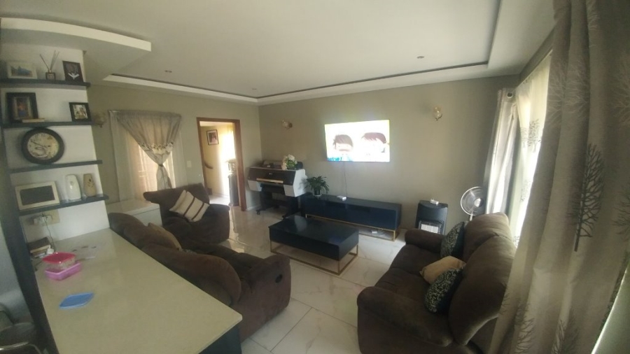 3 Bedroom Property for Sale in Amandasig Gauteng