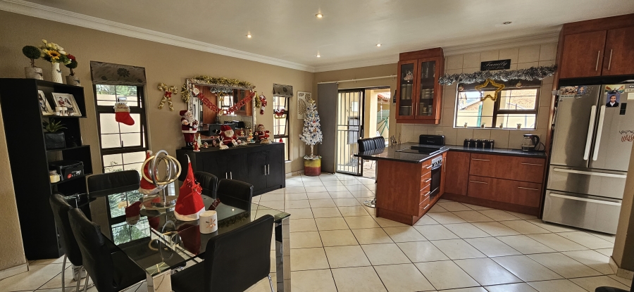 3 Bedroom Property for Sale in New Redruth Gauteng