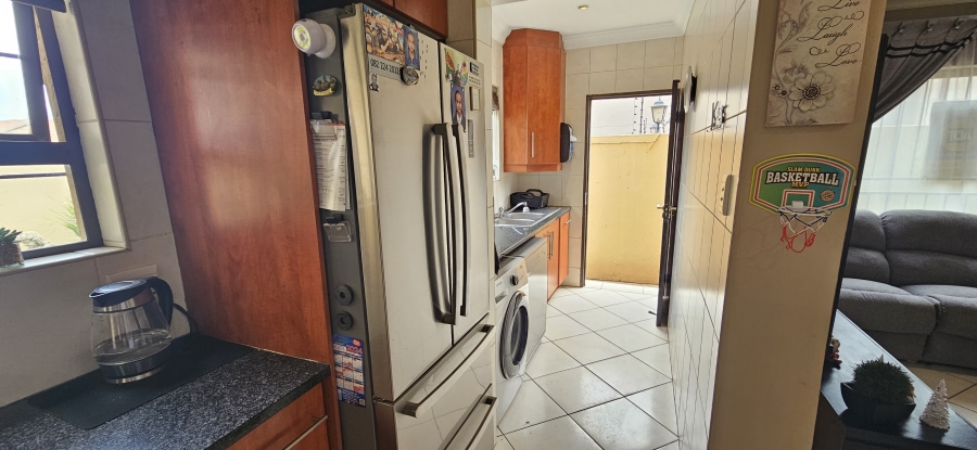 3 Bedroom Property for Sale in New Redruth Gauteng