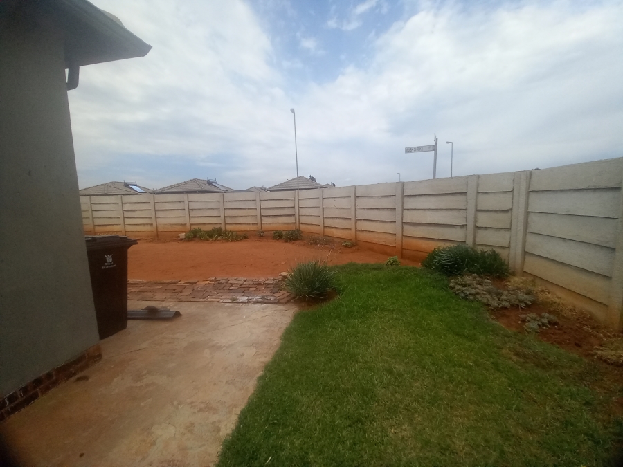 2 Bedroom Property for Sale in Crystal Park Gauteng