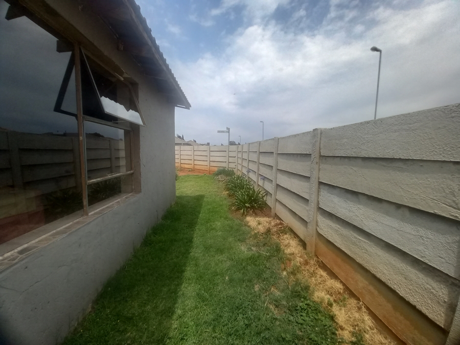 2 Bedroom Property for Sale in Crystal Park Gauteng