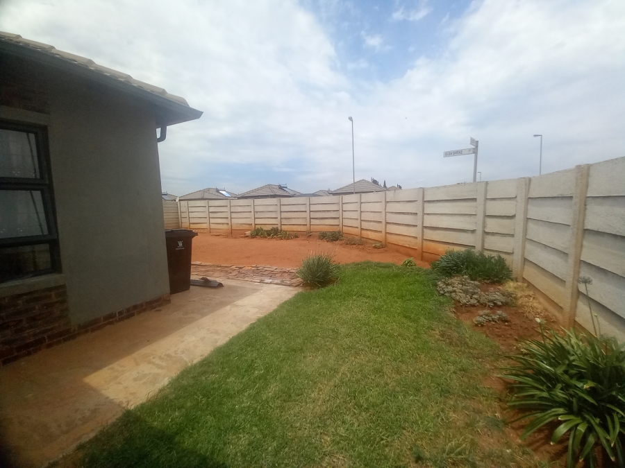 2 Bedroom Property for Sale in Crystal Park Gauteng