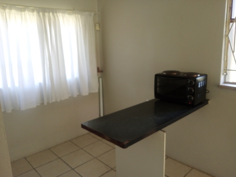 To Let 1 Bedroom Property for Rent in Sunward Park Gauteng